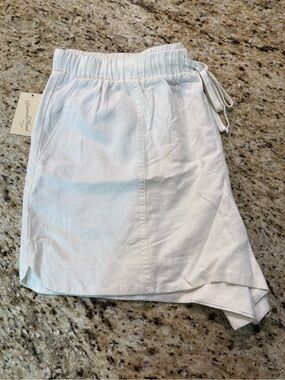 NWT Universal Thread Solid White Linen Pull On Shorts XXL